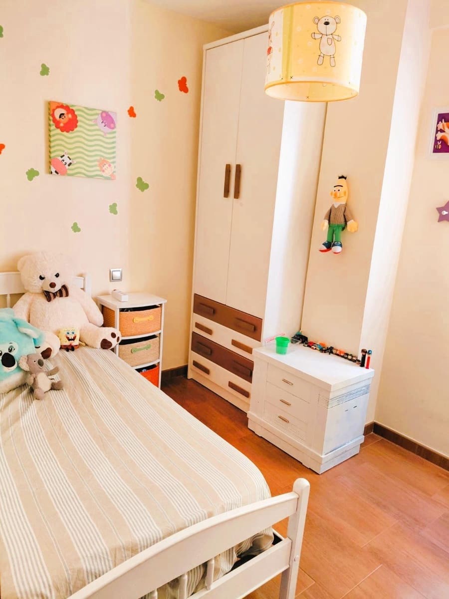 4 bedroom Flat for sale in Jaen city - € 220,000 (Ref: 9473098)