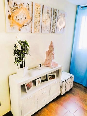 4 bedroom Flat for sale in Jaén city - € 220,000 (Ref: 9473098)