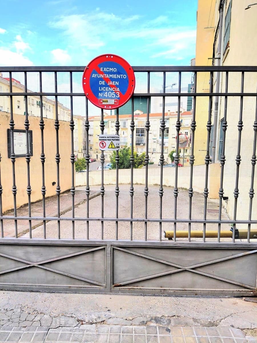 4 bedroom Flat for sale in Jaen city - € 220,000 (Ref: 9473098)