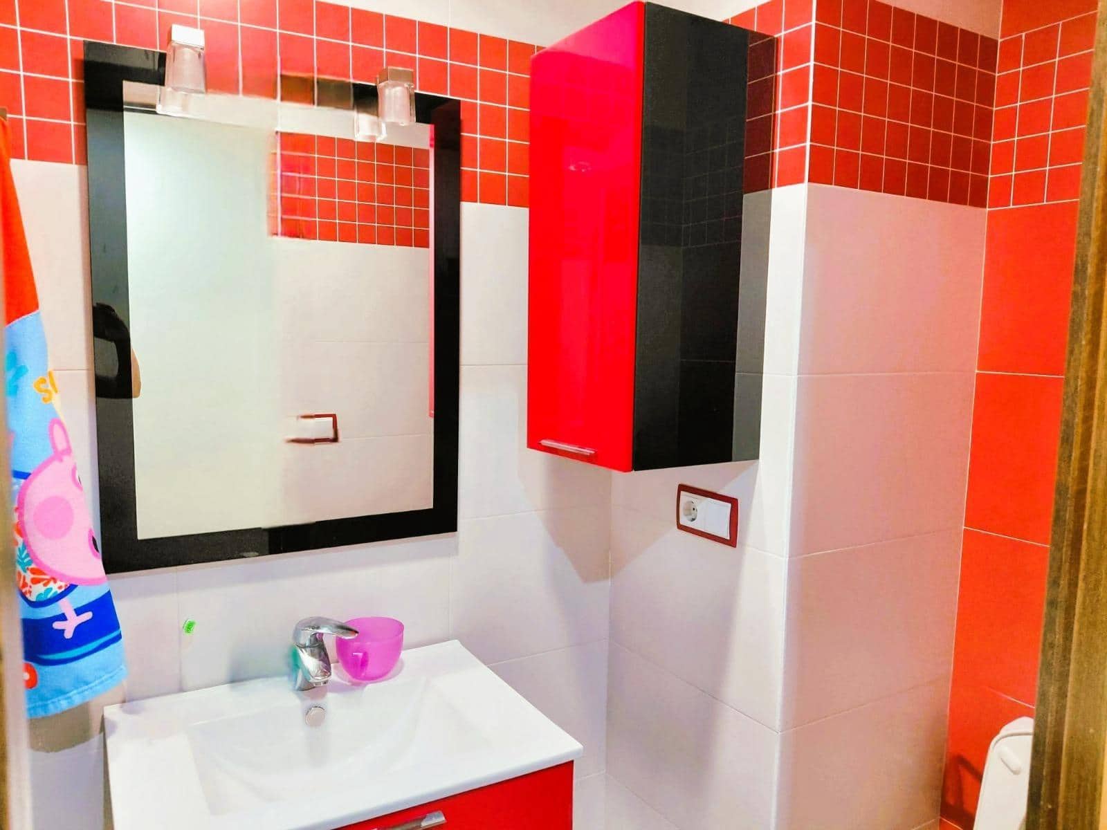 4 bedroom Flat for sale in Jaen city - € 220,000 (Ref: 9473098)