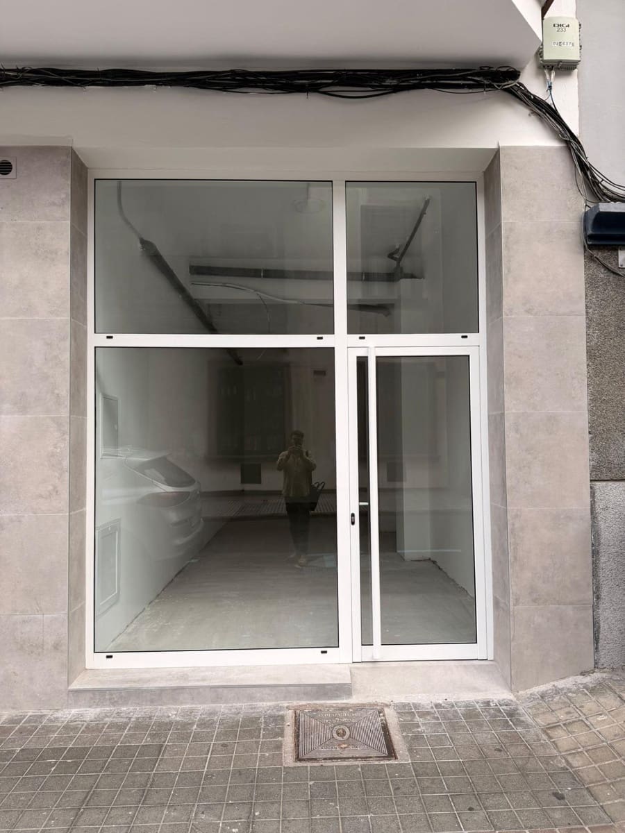 1 soveværelse Erhverv til leje i Las Palmas de Gran Canaria - € 600 (Ref: 9473099)