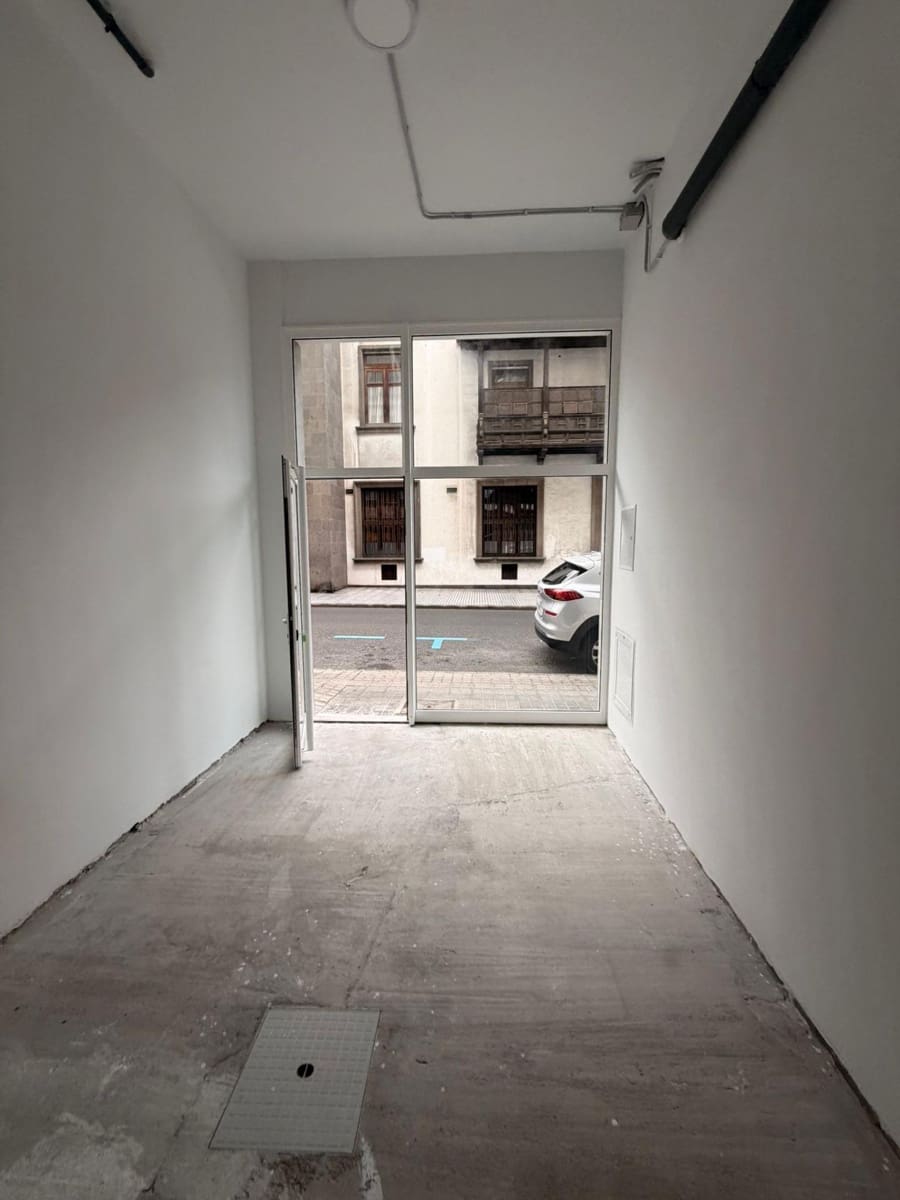 1 soveværelse Erhverv til leje i Las Palmas de Gran Canaria - € 600 (Ref: 9473099)