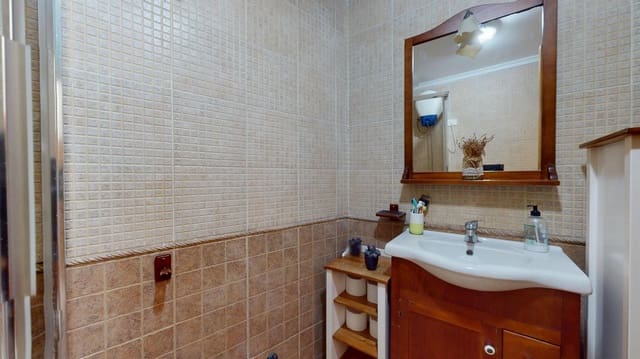 6 sypialnia Dom na sprzedaż w Triana, Las Palmas de Gran Canaria - 229 900 € (Ref: 9473101)