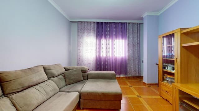 5 slaapkamer Rijtjeshuis te koop in Los Giles, Las Palmas de Gran Canaria met garage - € 430.000 (Ref: 9473102)