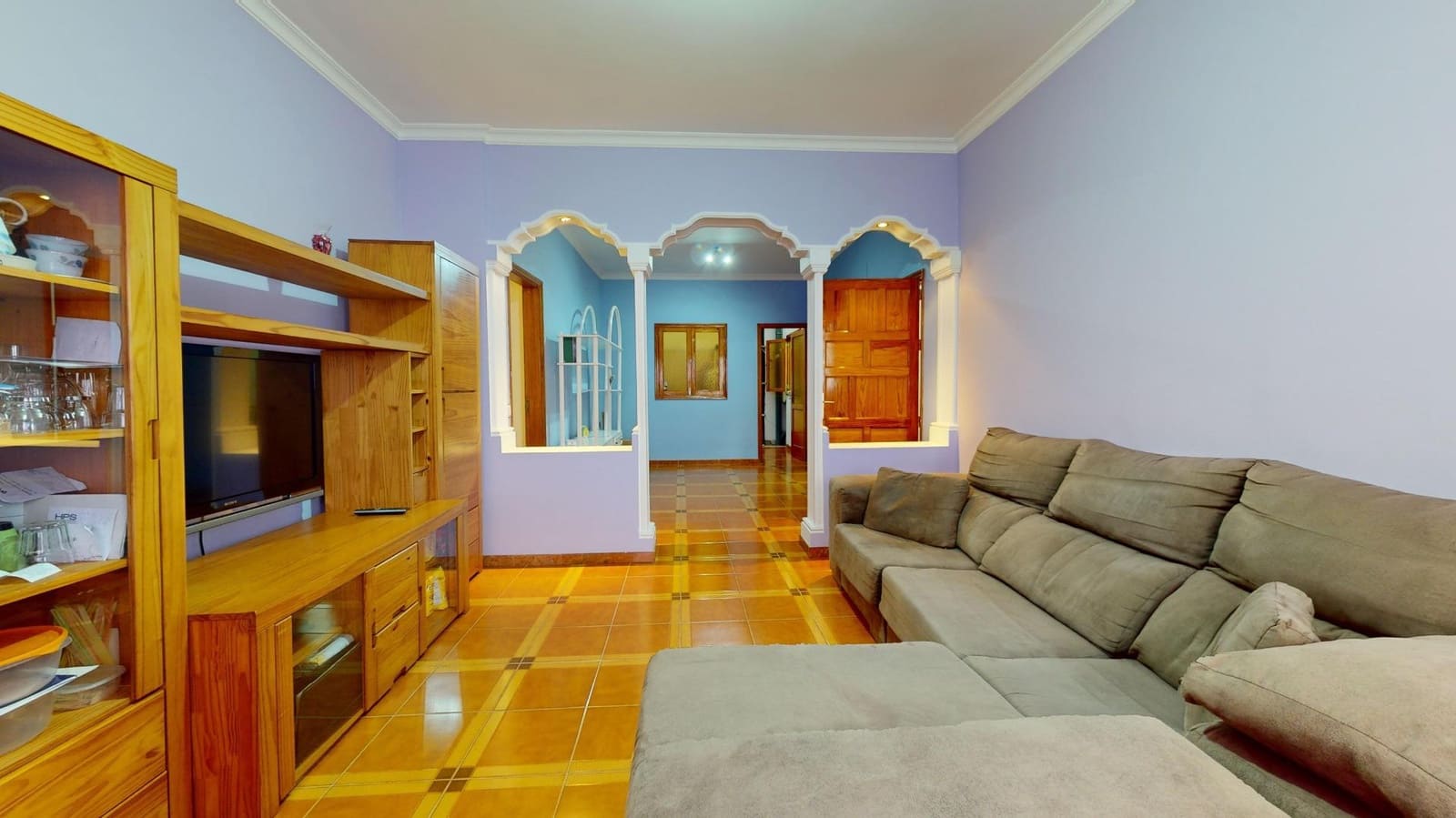 5 slaapkamer Rijtjeshuis te koop in Los Giles met garage - € 430.000 (Ref: 9473102)