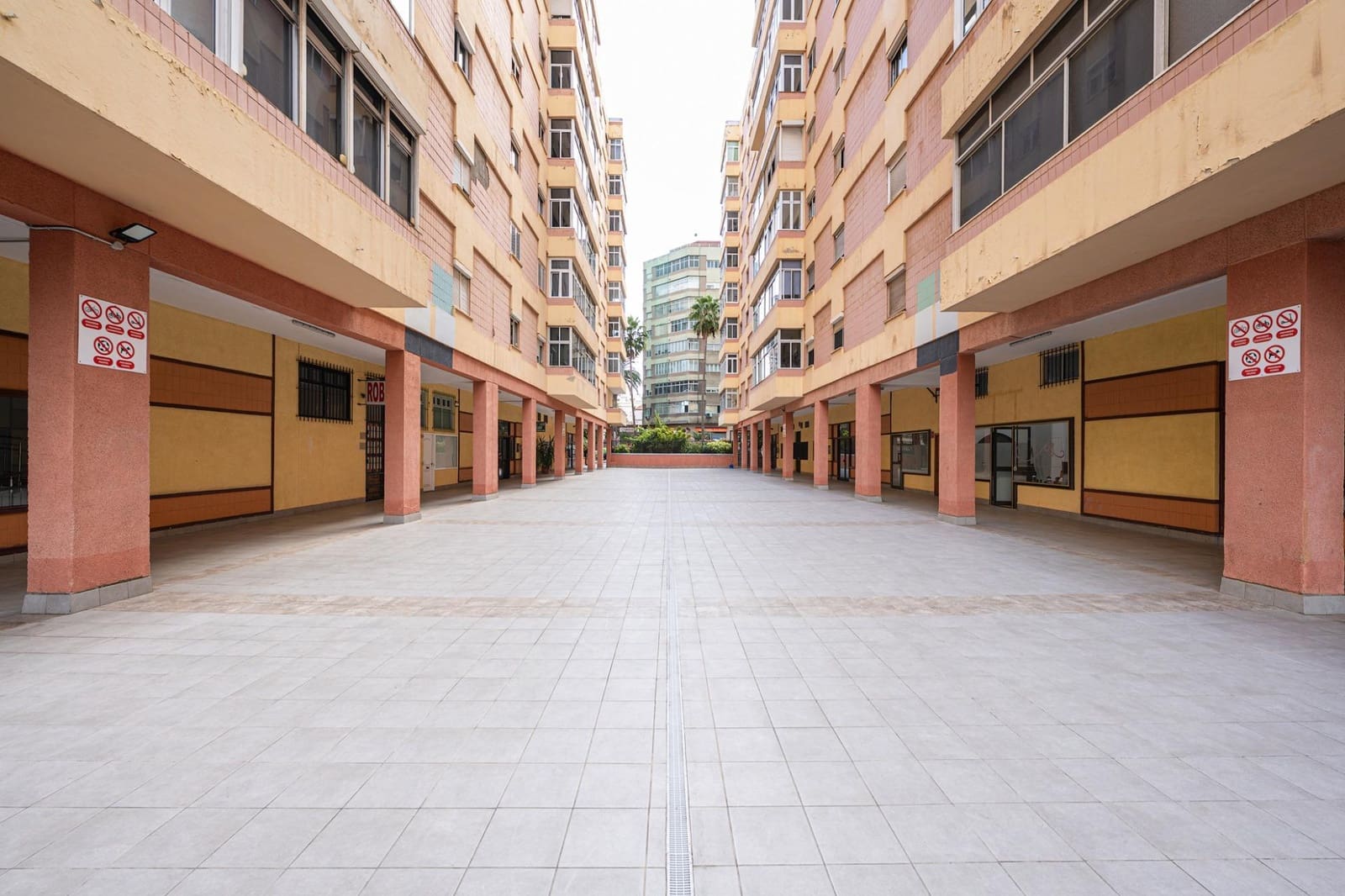 Apartamento de 3 habitaciones en Las Palmas de Gran Canaria en venta con garaje - 255.500 € (Ref: 9482127)