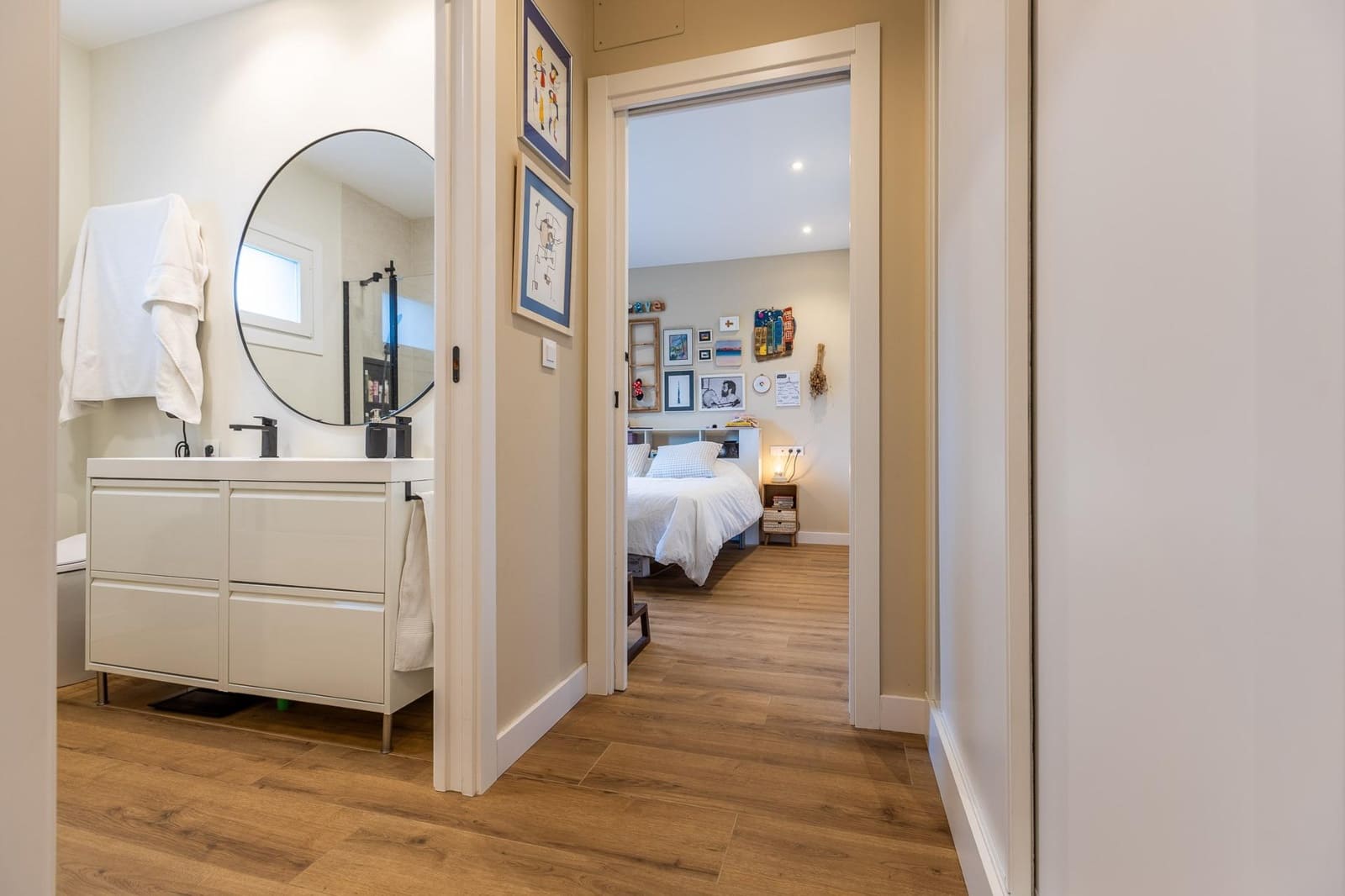 3 bedroom Villa for sale in Bergondo with pool - € 515,000 (Ref: 9485325)