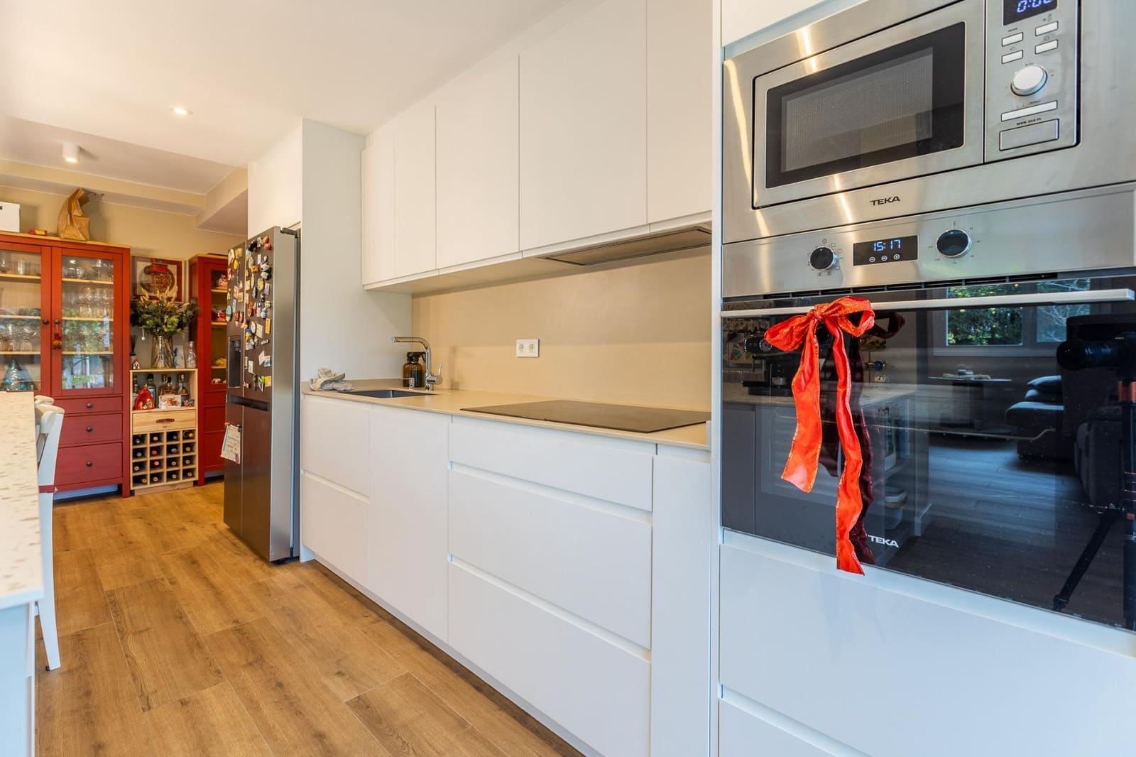 3 bedroom Villa for sale in Bergondo with pool - € 515,000 (Ref: 9485325)