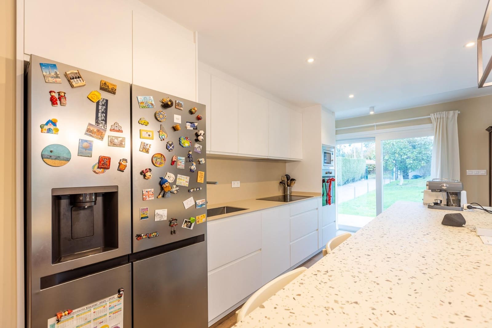 3 bedroom Villa for sale in Bergondo with pool - € 515,000 (Ref: 9485325)