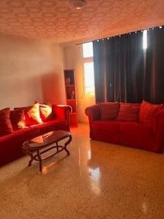 3 soveværelse Lejlighed til salg i Escaleritas, Las Palmas de Gran Canaria - € 140.000 (Ref: 9485326)