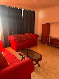 3 soveværelse Lejlighed til salg i Escaleritas, Las Palmas de Gran Canaria - € 140.000 (Ref: 9485326)