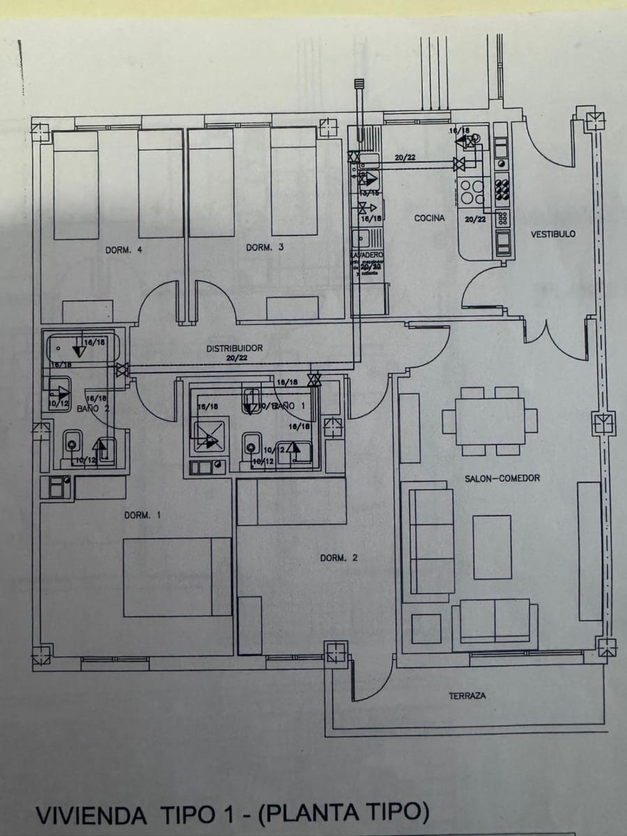 3 bedroom Flat for sale in Jaen city with pool garage - € 295,000 (Ref: 9488407)