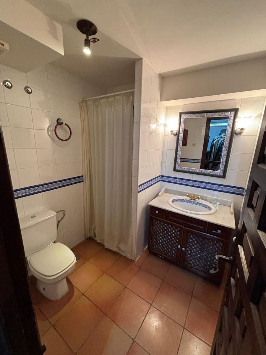 5 soveværelse Rækkehus til salg i Pozuelo de Alarcon med swimmingpool garage - € 1.349.000 (Ref: 9491718)