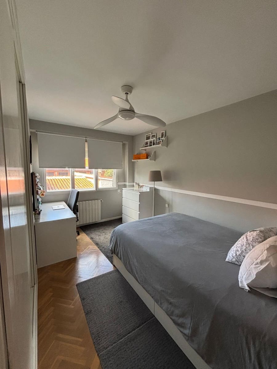 5 soveværelse Rækkehus til salg i Pozuelo de Alarcon med swimmingpool garage - € 1.349.000 (Ref: 9491718)