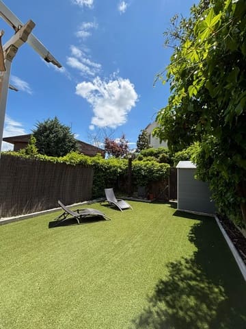 5 soveværelse Rækkehus til salg i Pozuelo de Alarcón med swimmingpool garage - € 1.349.000 (Ref: 9491718)