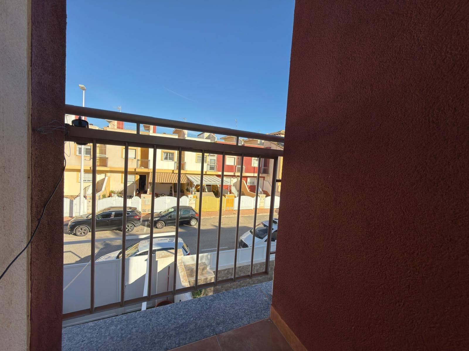 Adosado de 3 habitaciones en San Pedro del Pinatar en venta con garaje - 187.000 € (Ref: 9496374)