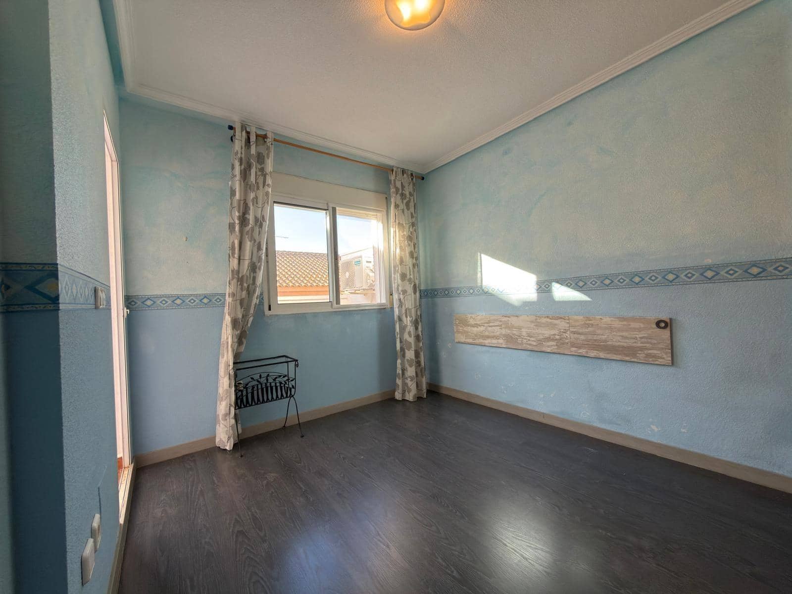 Adosado de 3 habitaciones en San Pedro del Pinatar en venta con garaje - 187.000 € (Ref: 9496374)