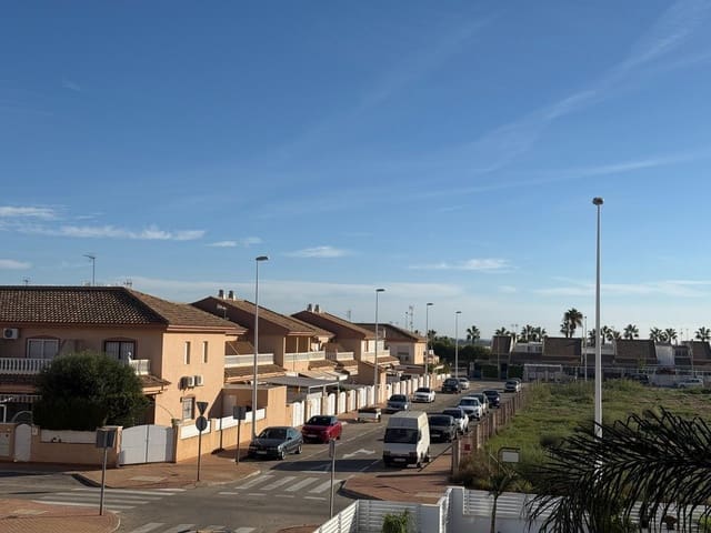 Adosado de 3 habitaciones en San Pedro del Pinatar en venta con garaje - 187.000 € (Ref: 9496374)