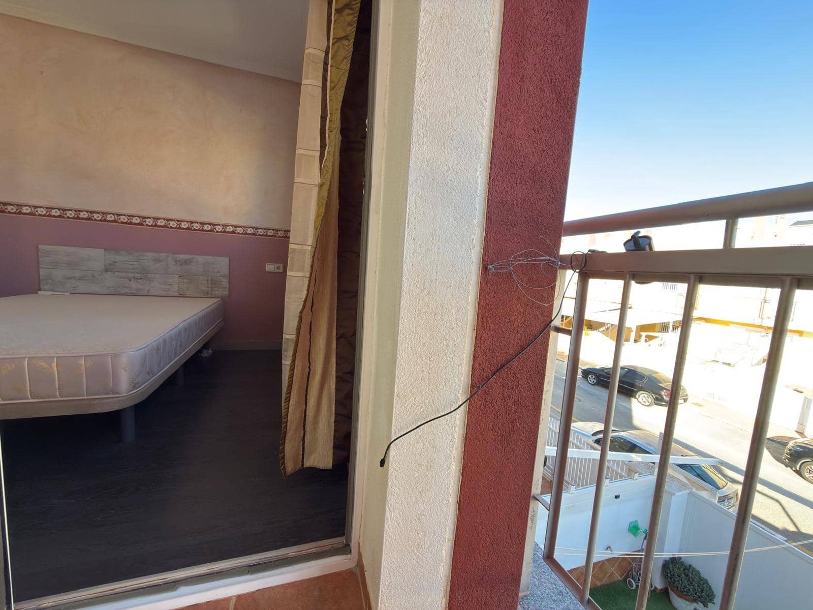 Adosado de 3 habitaciones en San Pedro del Pinatar en venta con garaje - 187.000 € (Ref: 9496374)