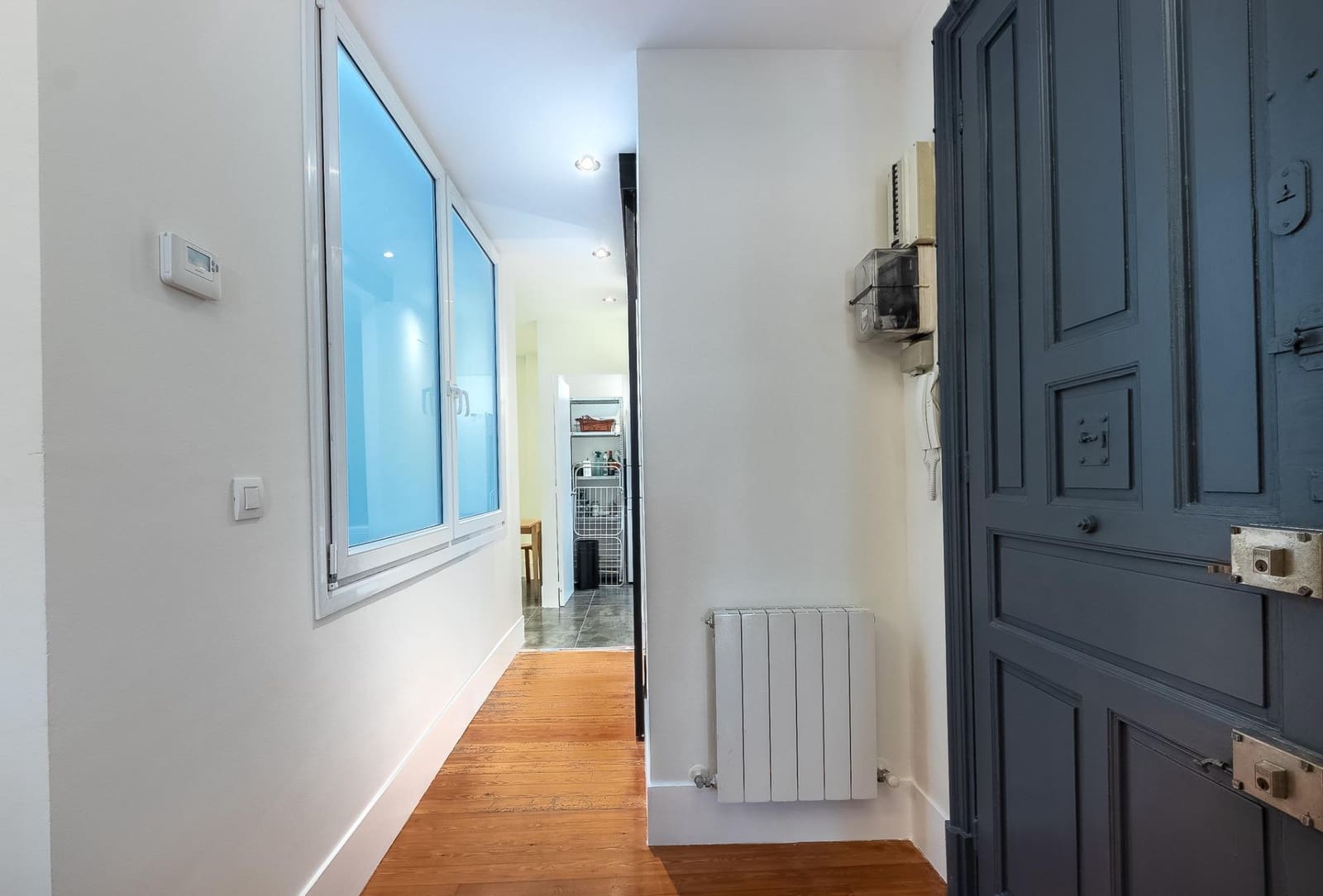 2 bedroom Flat for sale in Bilbao - € 495,000 (Ref: 9496375)