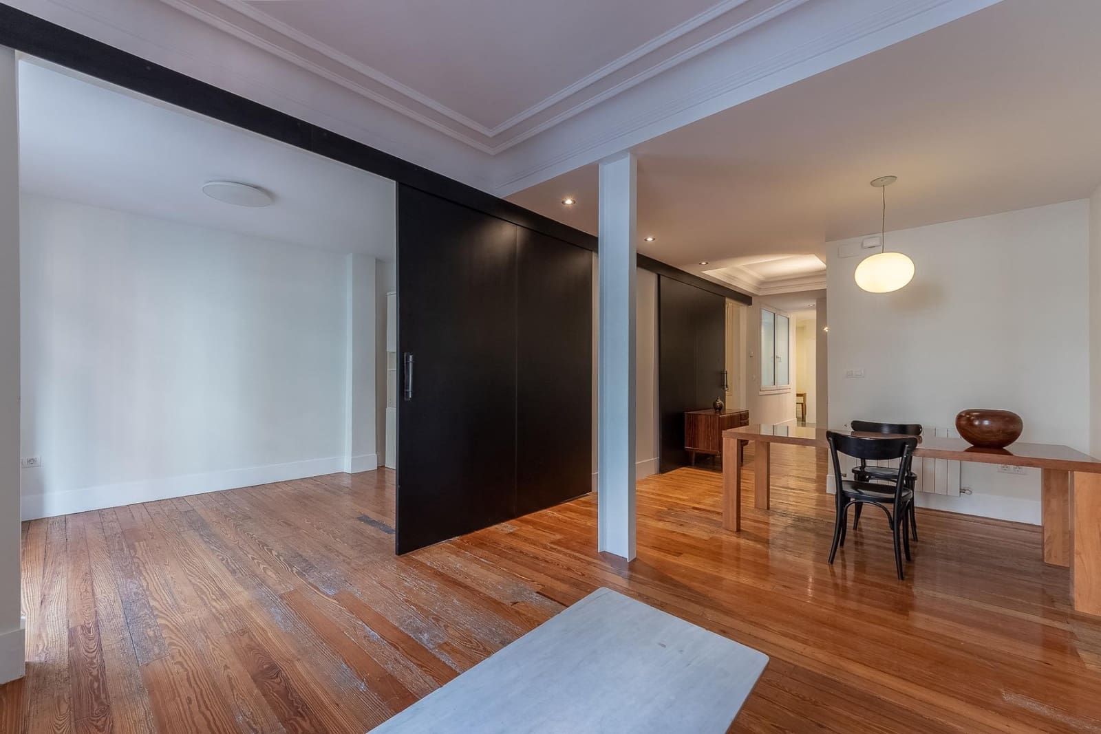 2 bedroom Flat for sale in Bilbao - € 495,000 (Ref: 9496375)