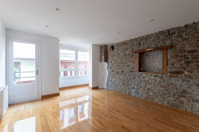 2 bedroom Flat for sale in Bermeo - € 275,000 (Ref: 9496376)