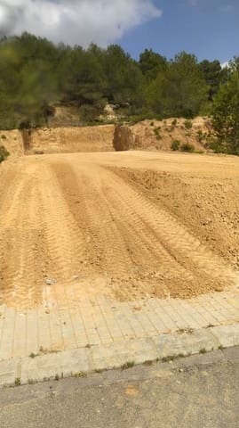 Building Plot for sale in Chiva - € 75,000 (Ref: 9497547)