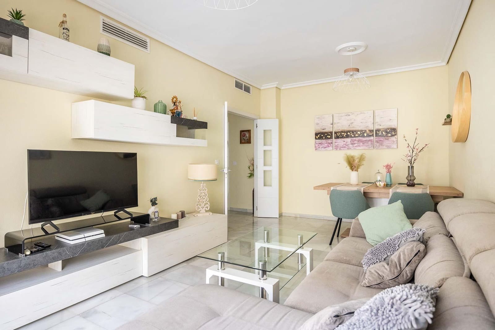 1 bedroom Flat for sale in Seville city - € 399,000 (Ref: 9497548)