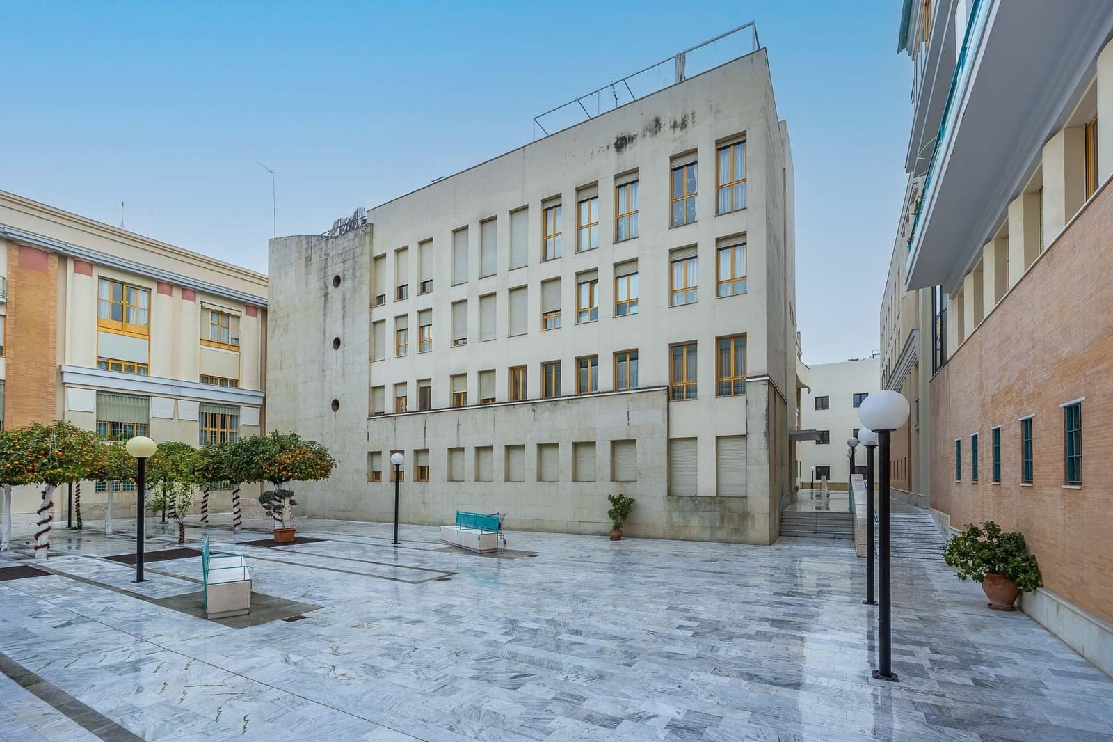 1 bedroom Flat for sale in Seville city - € 399,000 (Ref: 9497548)