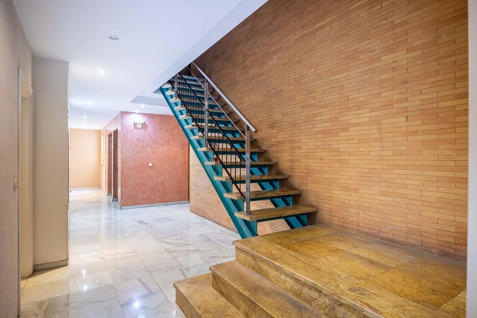 1 bedroom Flat for sale in Seville city - € 399,000 (Ref: 9497548)