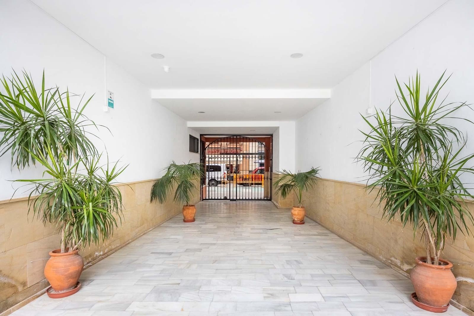 1 bedroom Flat for sale in Seville city - € 399,000 (Ref: 9497548)