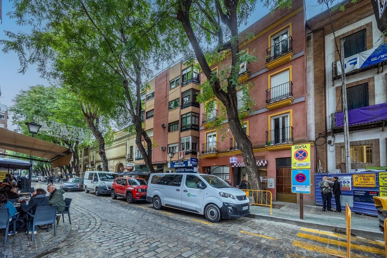 1 bedroom Flat for sale in Seville city - € 399,000 (Ref: 9497548)