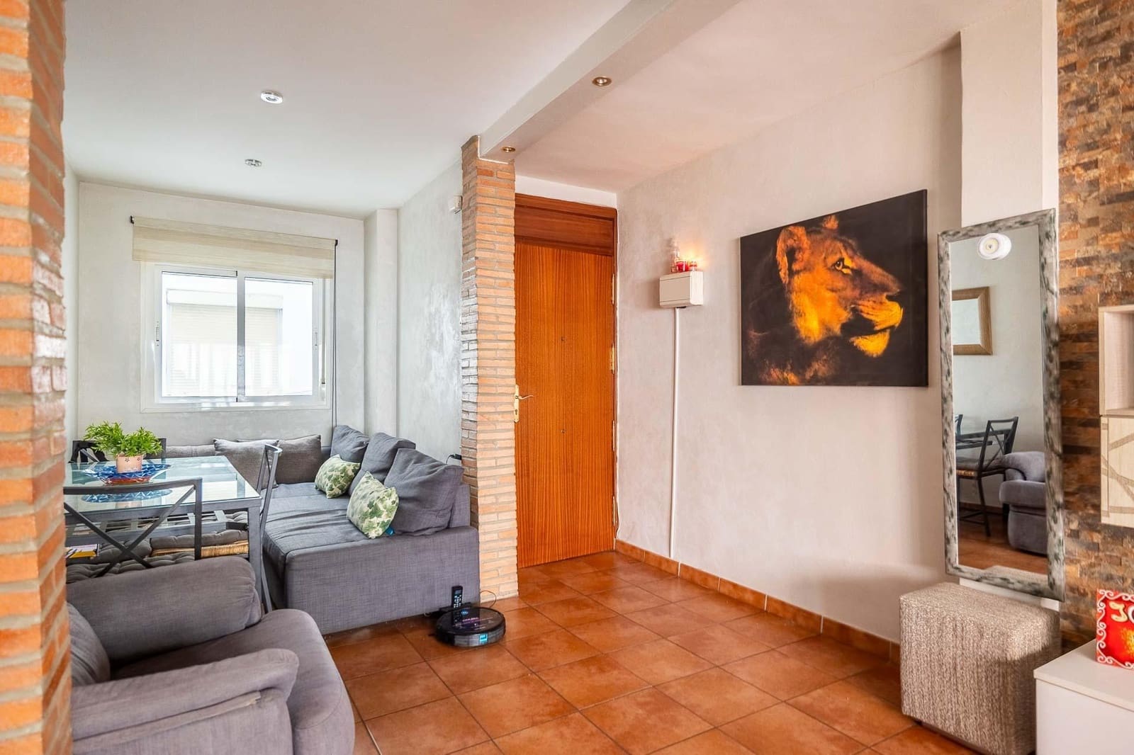 2 bedroom Flat for sale in Alcala de Guadaira - € 129,900 (Ref: 9497549)