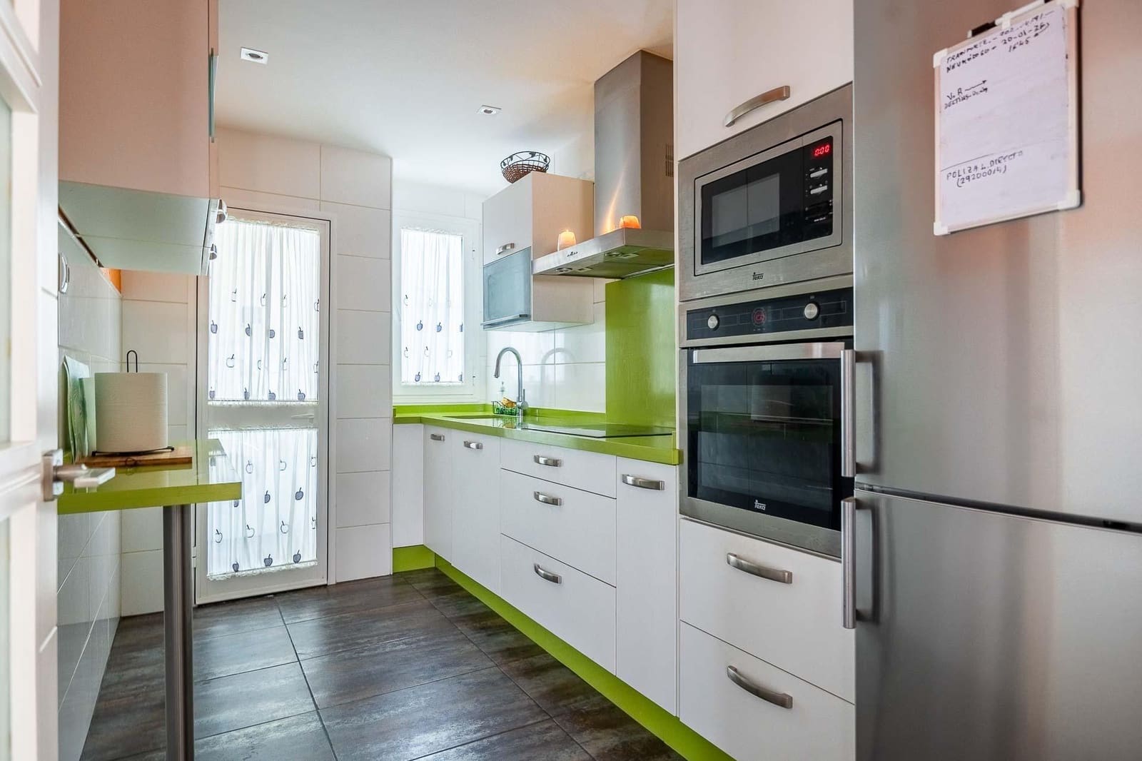 2 bedroom Flat for sale in Alcala de Guadaira - € 129,900 (Ref: 9497549)