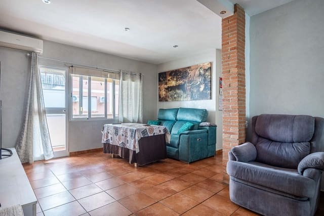 2 bedroom Flat for sale in Alcalá de Guadaira - € 129,900 (Ref: 9497549)