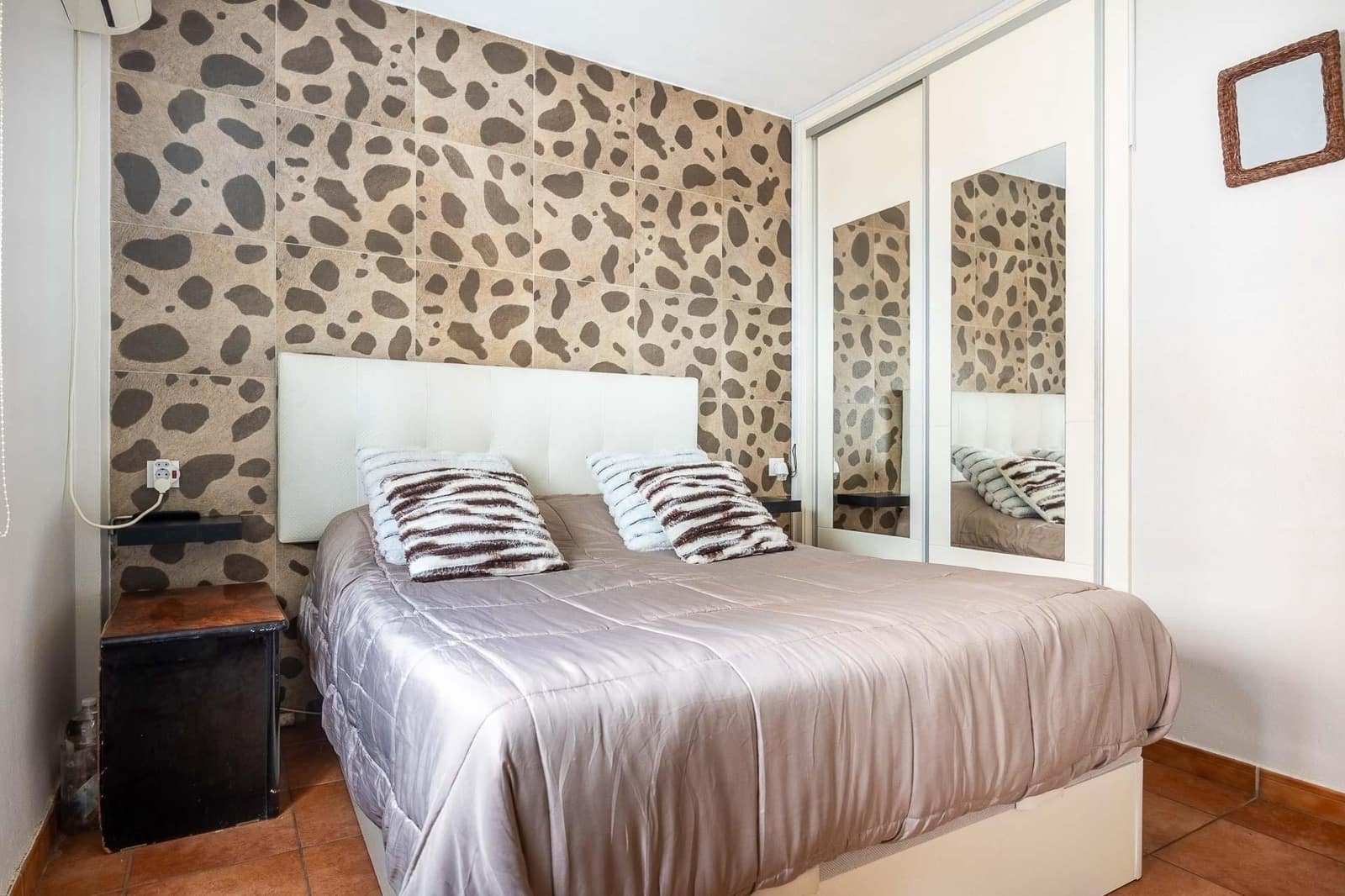 2 bedroom Flat for sale in Alcala de Guadaira - € 129,900 (Ref: 9497549)