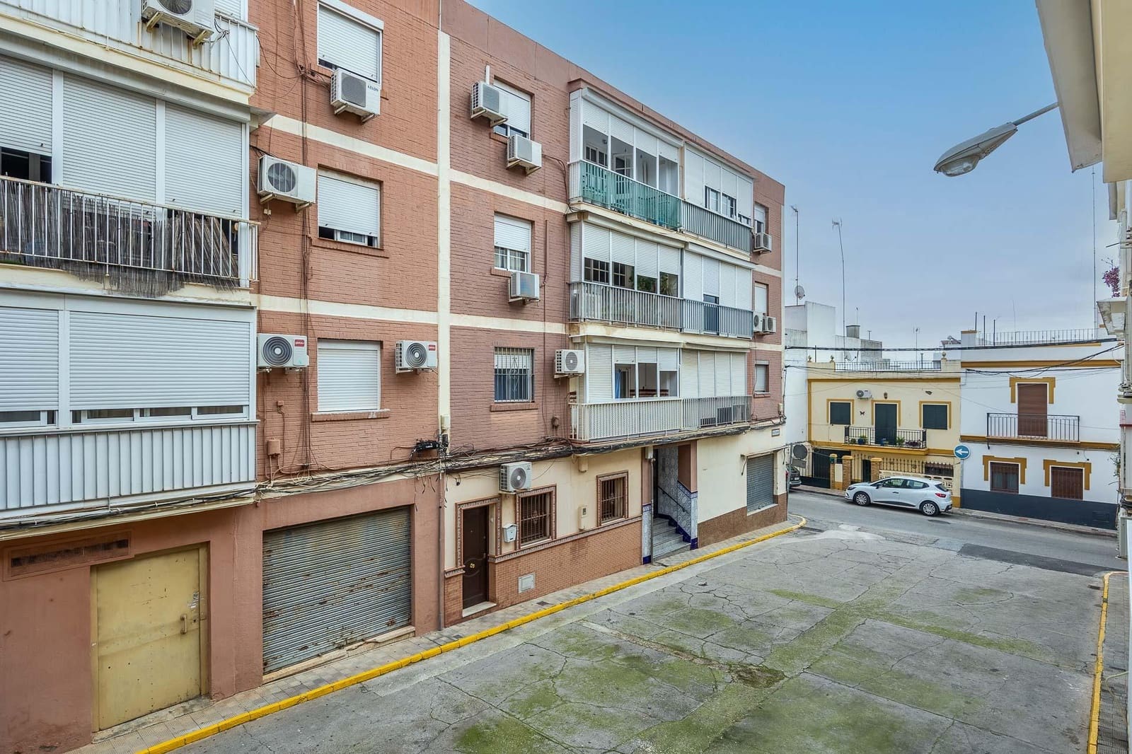 2 bedroom Flat for sale in Alcala de Guadaira - € 129,900 (Ref: 9497549)