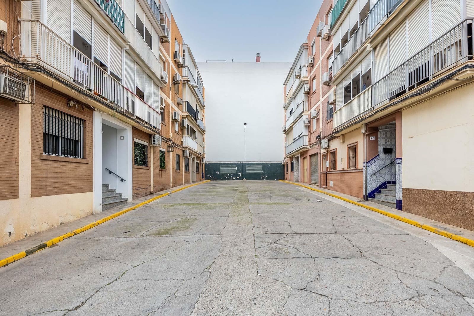 2 bedroom Flat for sale in Alcala de Guadaira - € 129,900 (Ref: 9497549)