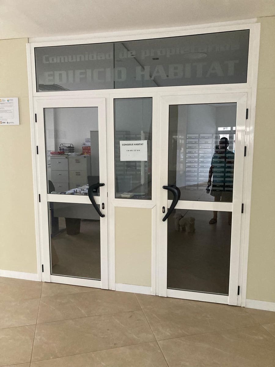 2 bedroom Flat for sale in Maspalomas with garage - € 260,000 (Ref: 9502589)