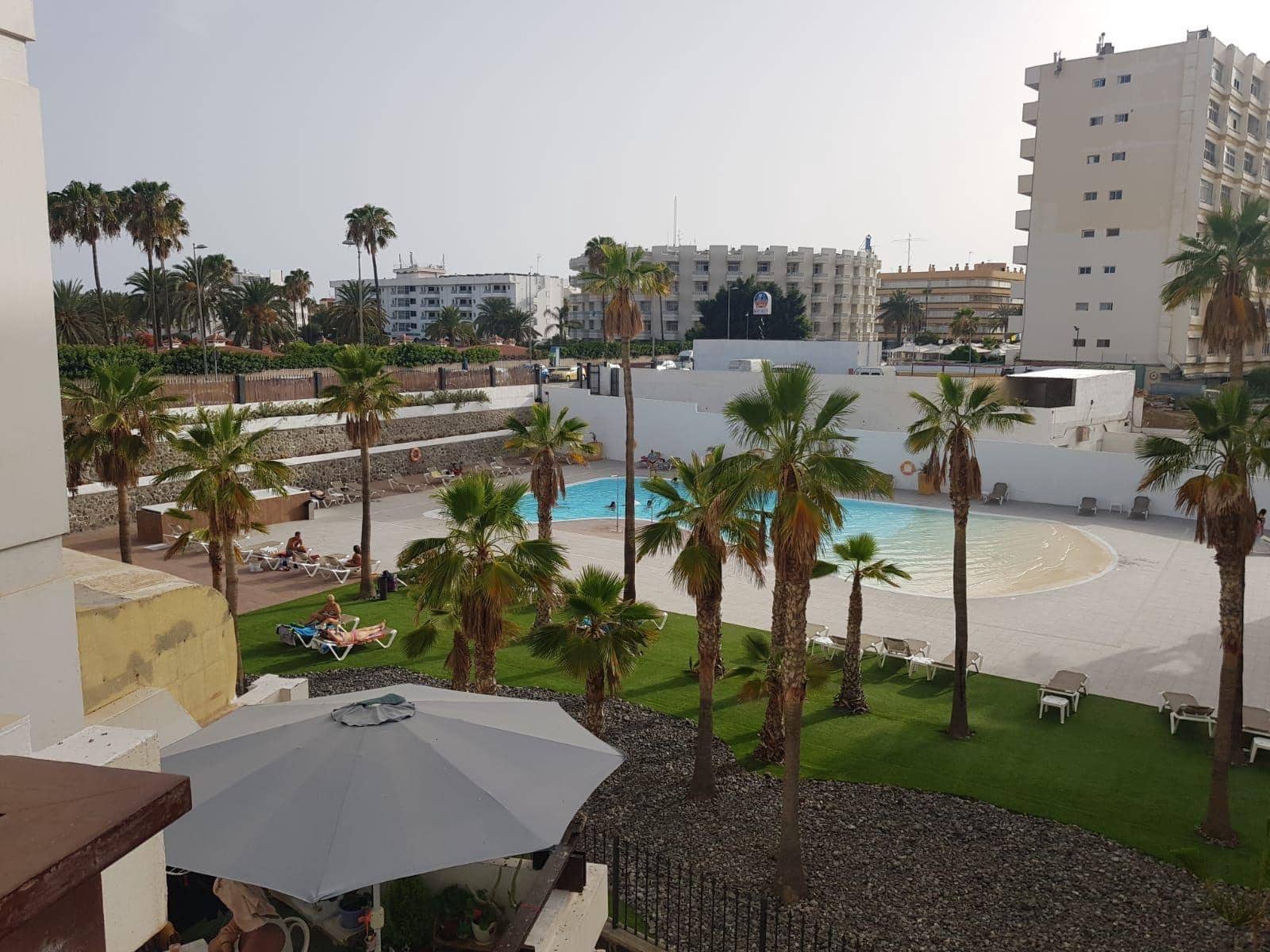 2 bedroom Flat for sale in Maspalomas with garage - € 260,000 (Ref: 9502589)