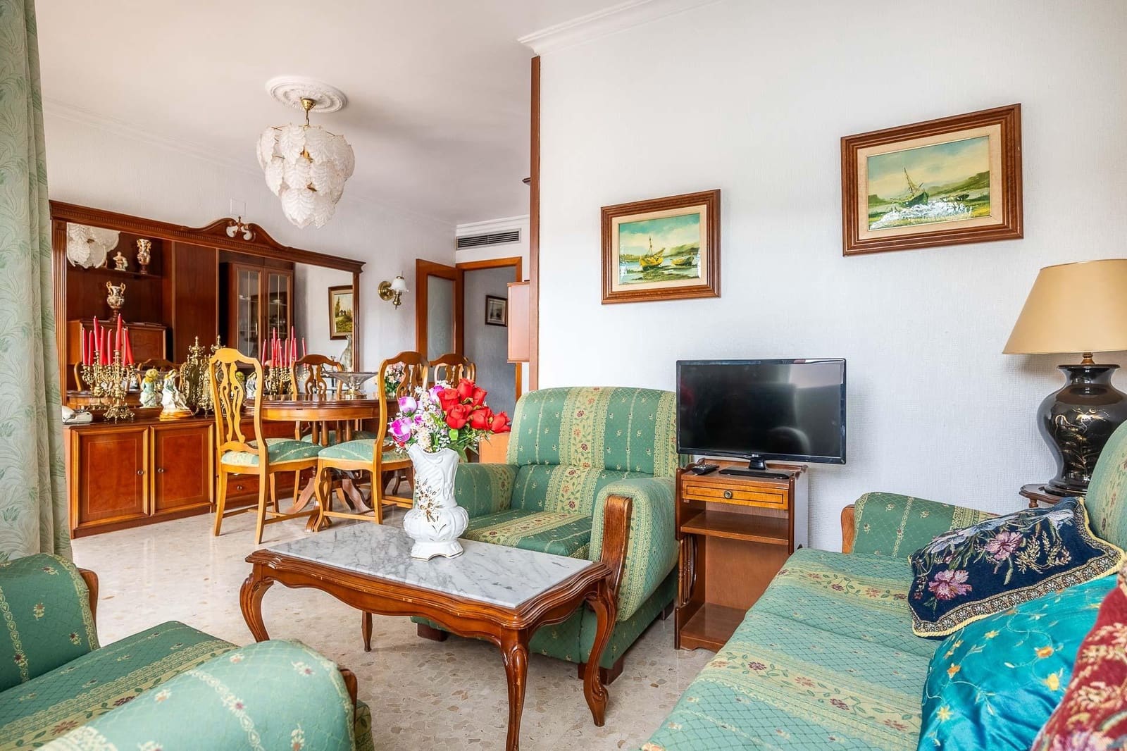 4 soveværelse Lejlighed til salg i Sevilla by med garage - € 485.000 (Ref: 9502590)