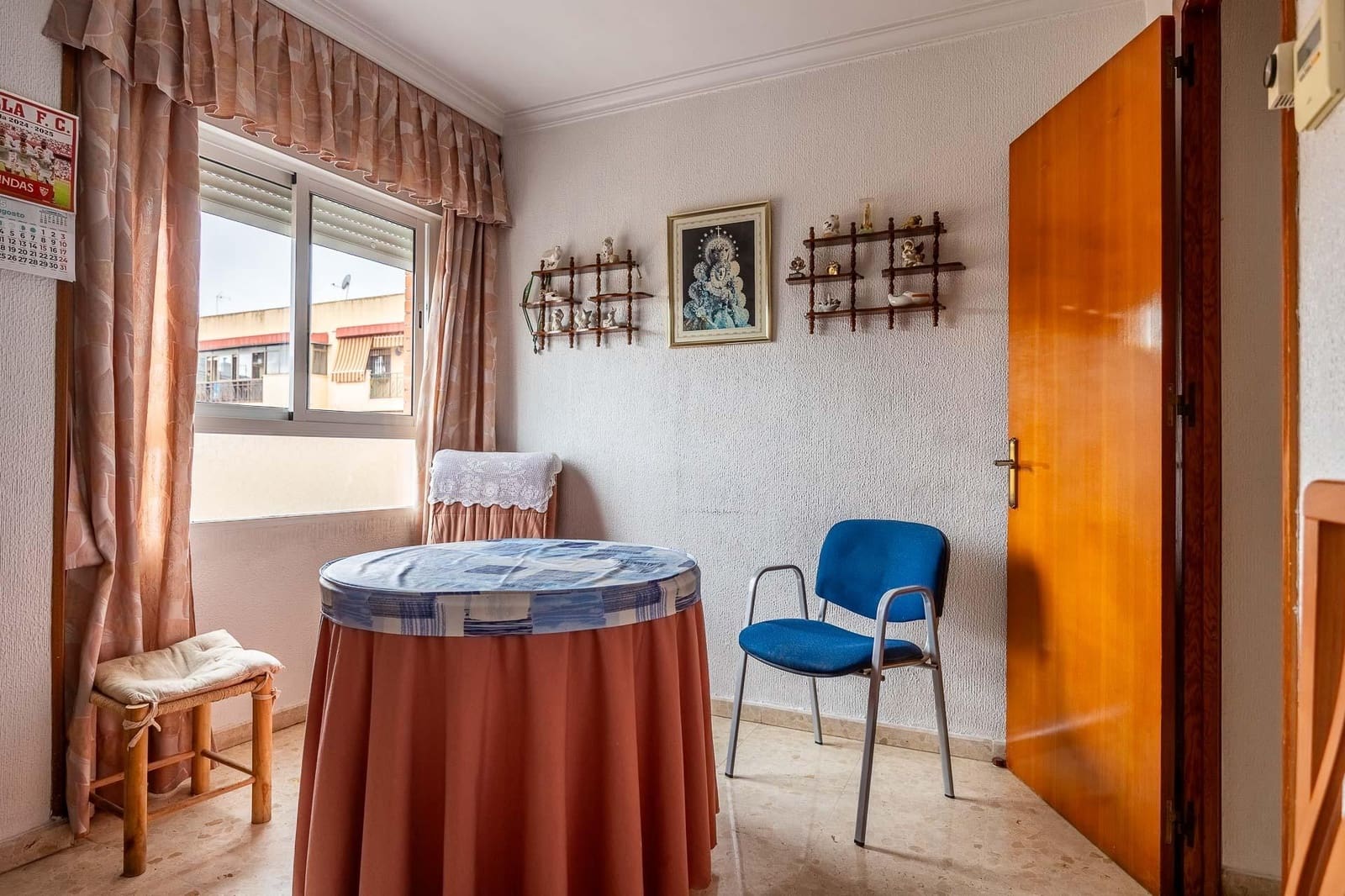 4 soveværelse Lejlighed til salg i Sevilla by med garage - € 485.000 (Ref: 9502590)