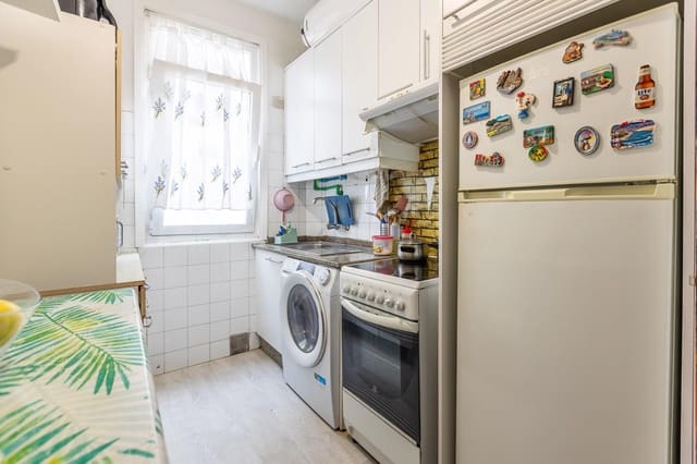 3 slaapkamer Flat te koop in A Coruña stad - € 195.000 (Ref: 9509193)