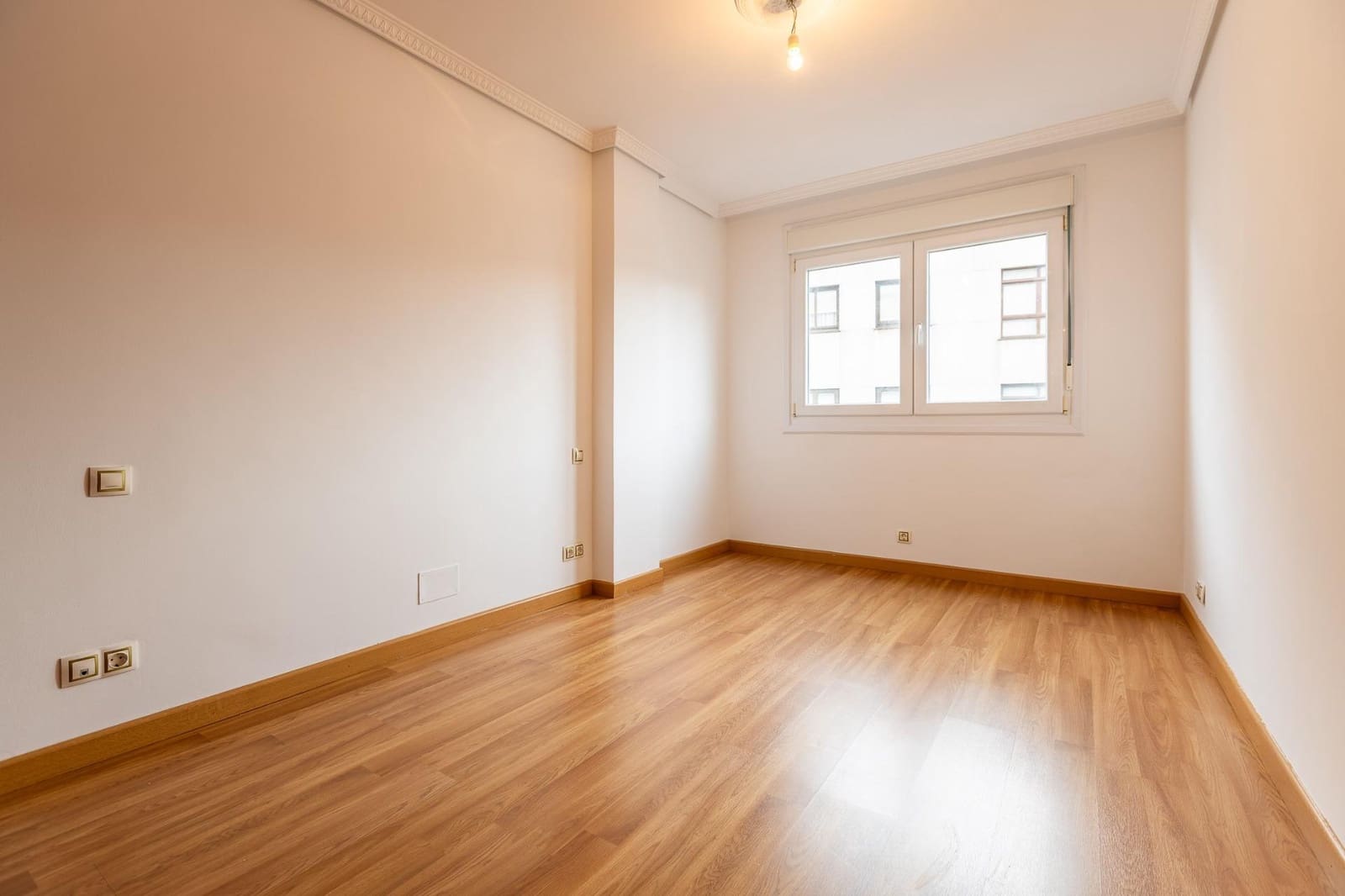 3 bedroom Flat for sale in A Coruna city - € 219,000 (Ref: 9509194)