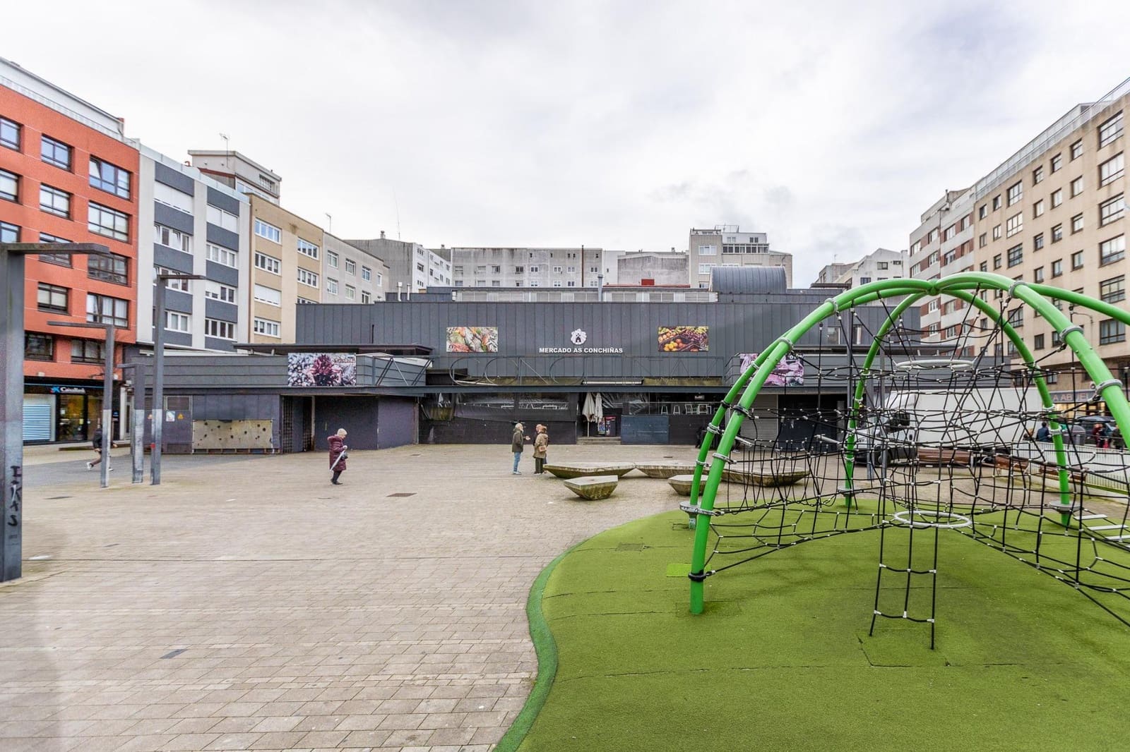 3 bedroom Flat for sale in A Coruna city - € 219,000 (Ref: 9509194)