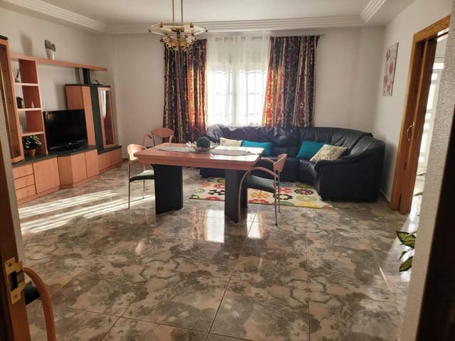 6 soveværelse Lejlighed til salg i El Raal, Murcia by med garage - € 368.000 (Ref: 9513579)