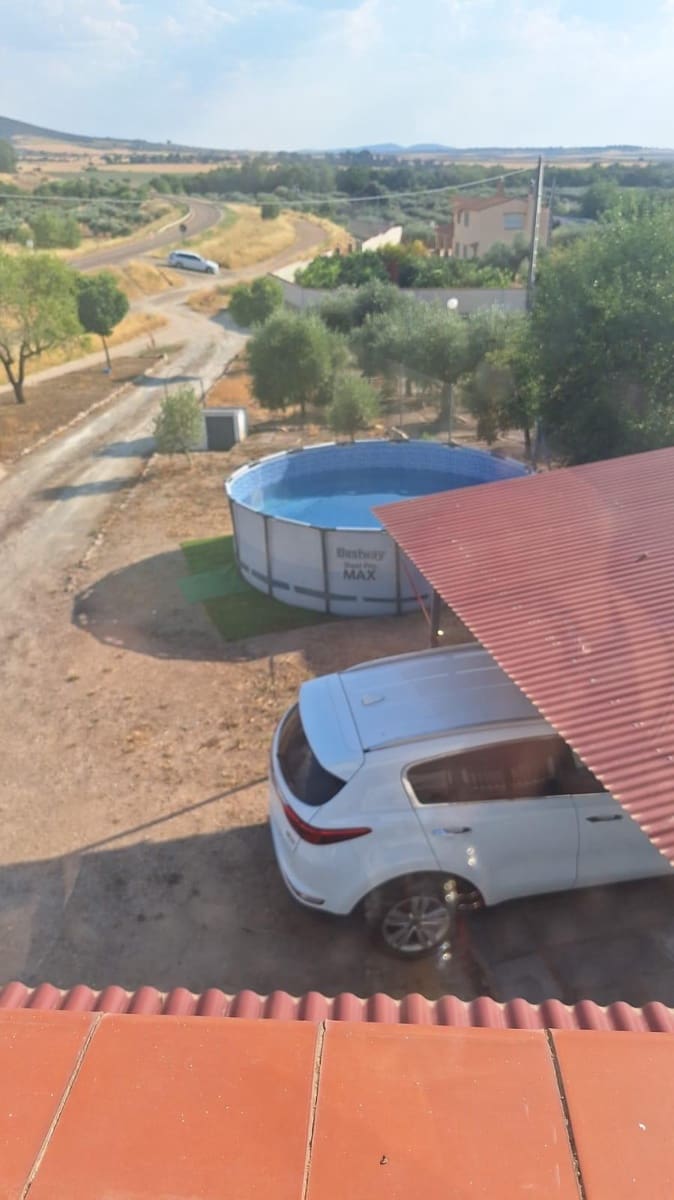 4 soverom Finca/Herregård til salgs i Don Benito med garasje - € 100 000 (Ref: 9524499)