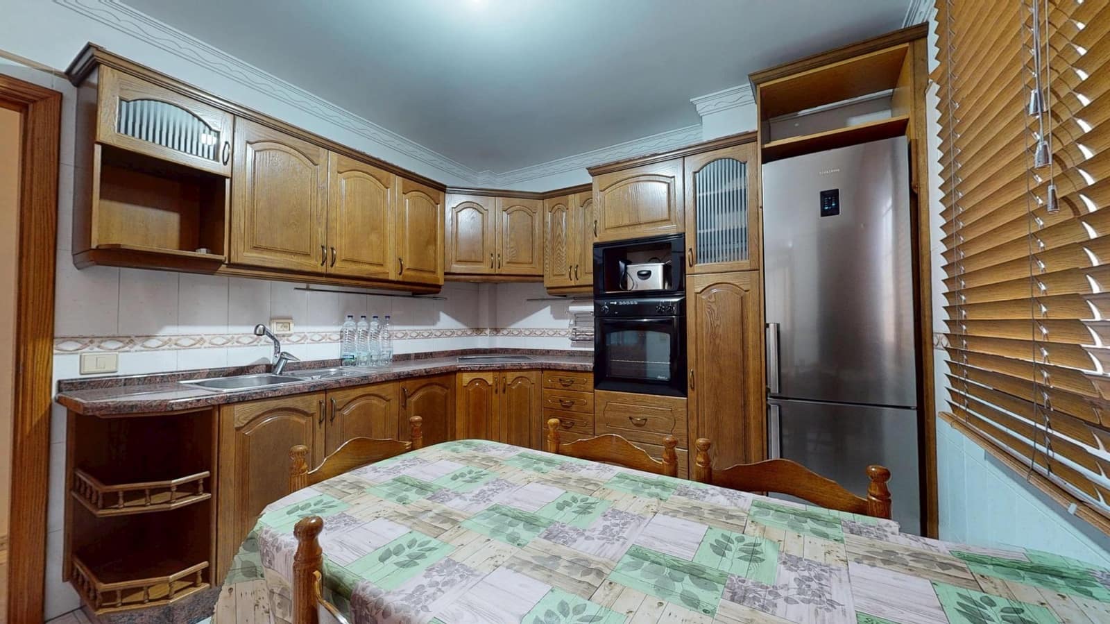 3 bedroom Flat for sale in Las Palmas de Gran Canaria with garage - € 455,000 (Ref: 9530837)