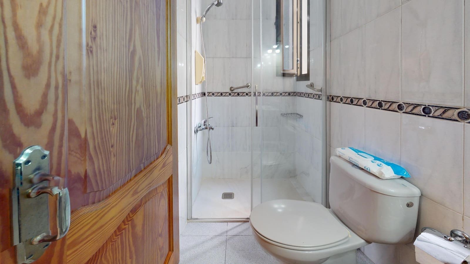 3 bedroom Flat for sale in Las Palmas de Gran Canaria with garage - € 455,000 (Ref: 9530837)