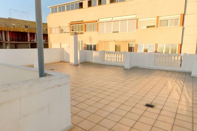3 Zimmer Wohnung zu verkaufen in Las Palmas de Gran Canaria mit Garage - 450.000 € (Ref: 9530837)